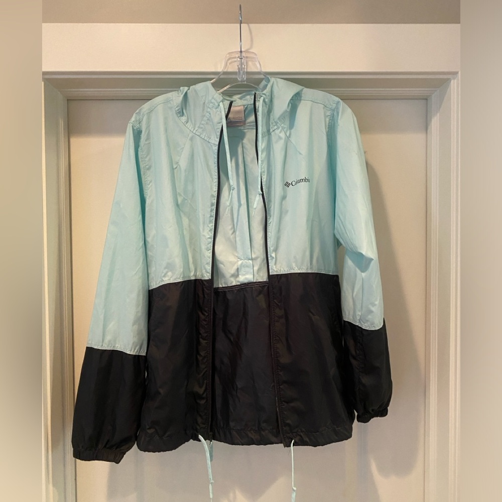 Columbia "Flash Forward" Lightweight
Colorblock Windbreaker Size Small
